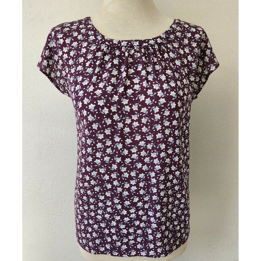 Ann Taylor LOFT Women's Purple Floral Short Sleeve Blouse Small Open Back XS